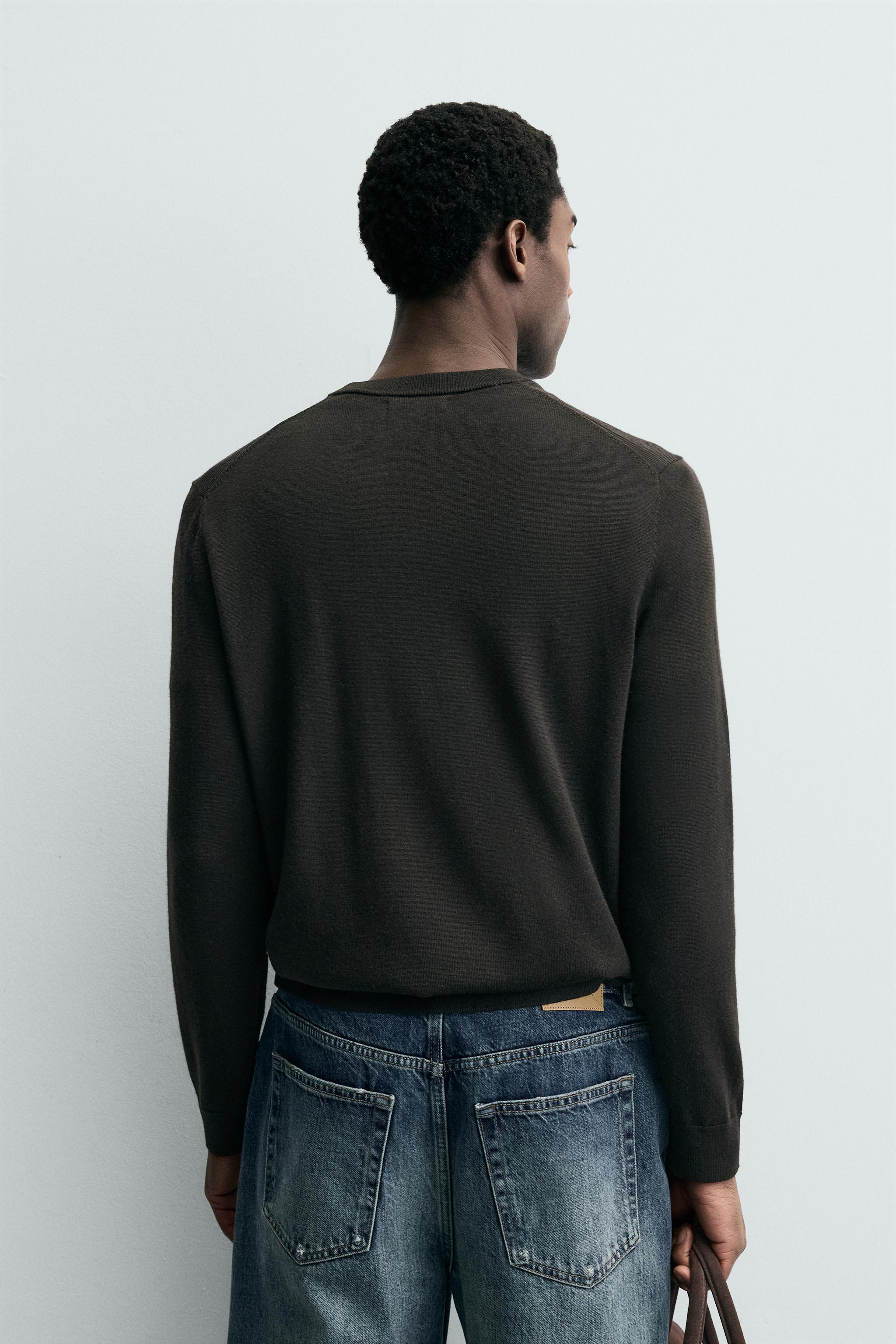 100% WOOL V-NECK JUMPER